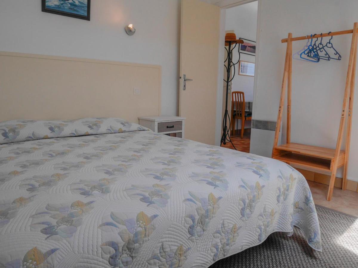 Le Palais, 2 Pièces, 4 Personnes - Fr-1-418-175